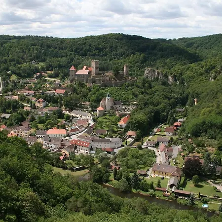 U Lesa - Vranovská Přehrada Lodge *