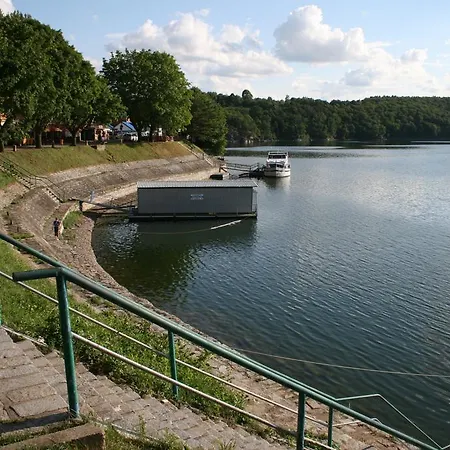 Lodge U Lesa - Vranovská Přehrada